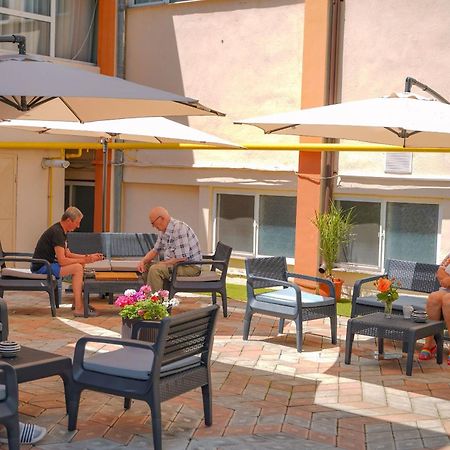 Hotel Turist Pucioasa Dış mekan fotoğraf