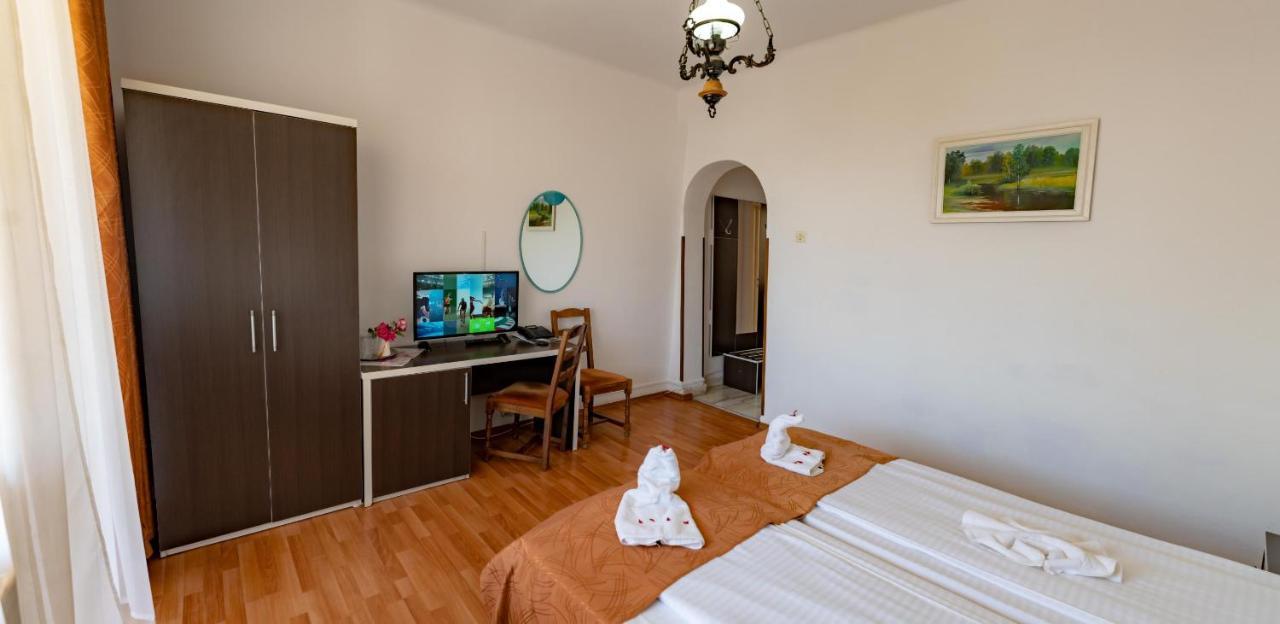 Hotel Turist Pucioasa Dış mekan fotoğraf