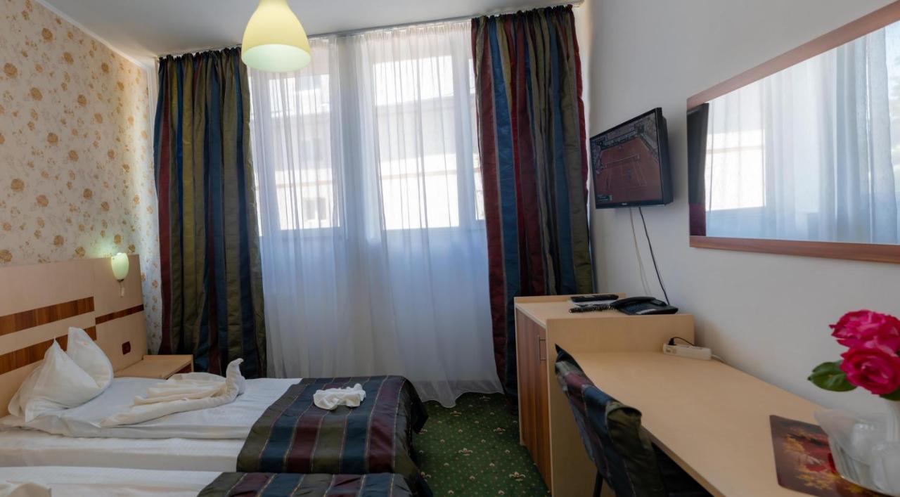 Hotel Turist Pucioasa Dış mekan fotoğraf