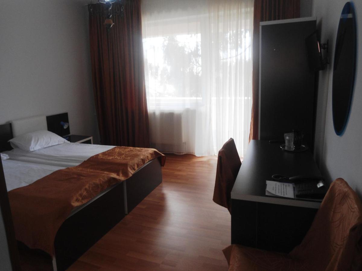 Hotel Turist Pucioasa Dış mekan fotoğraf