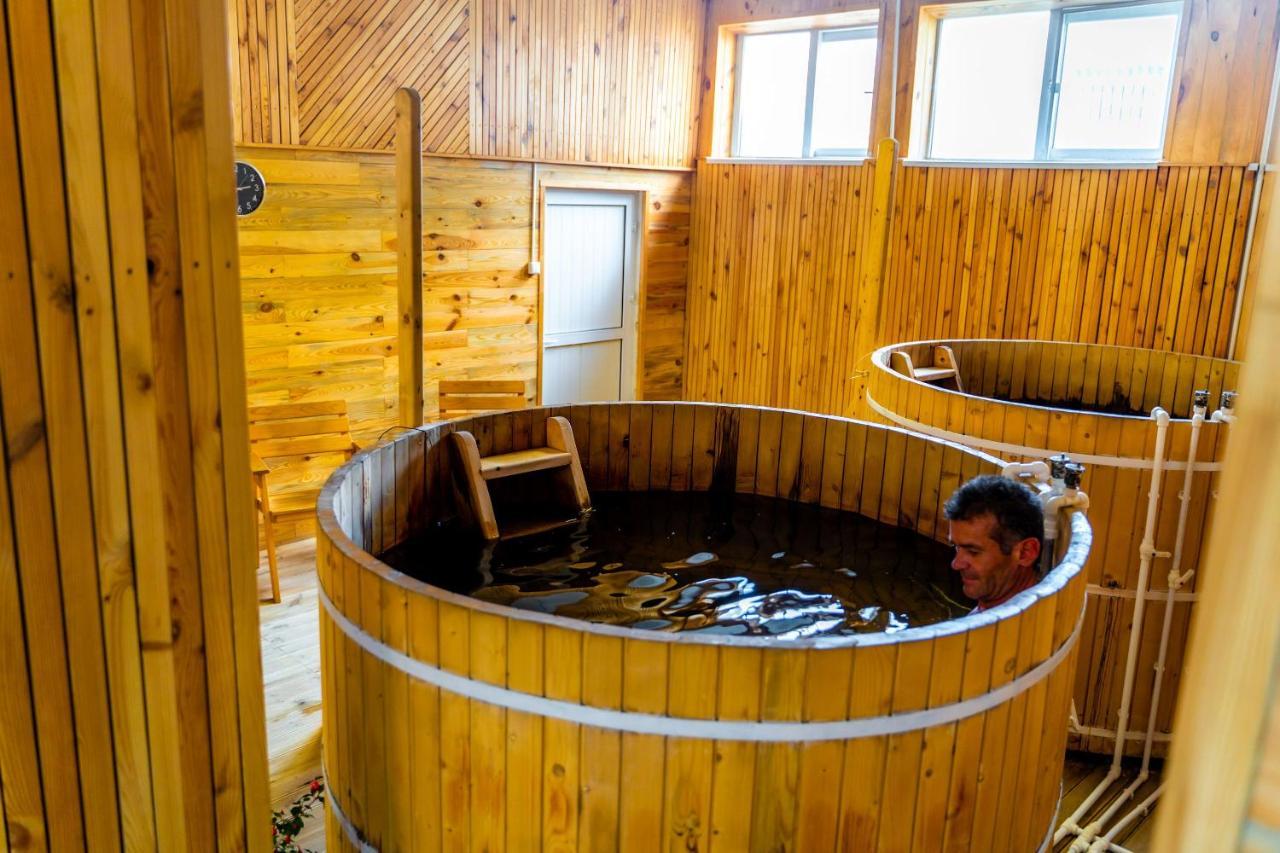 Hotel Turist Pucioasa Dış mekan fotoğraf