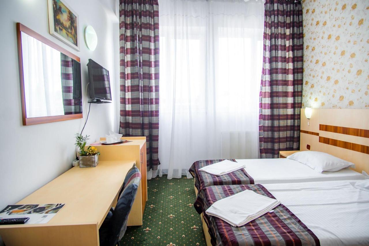 Hotel Turist Pucioasa Dış mekan fotoğraf