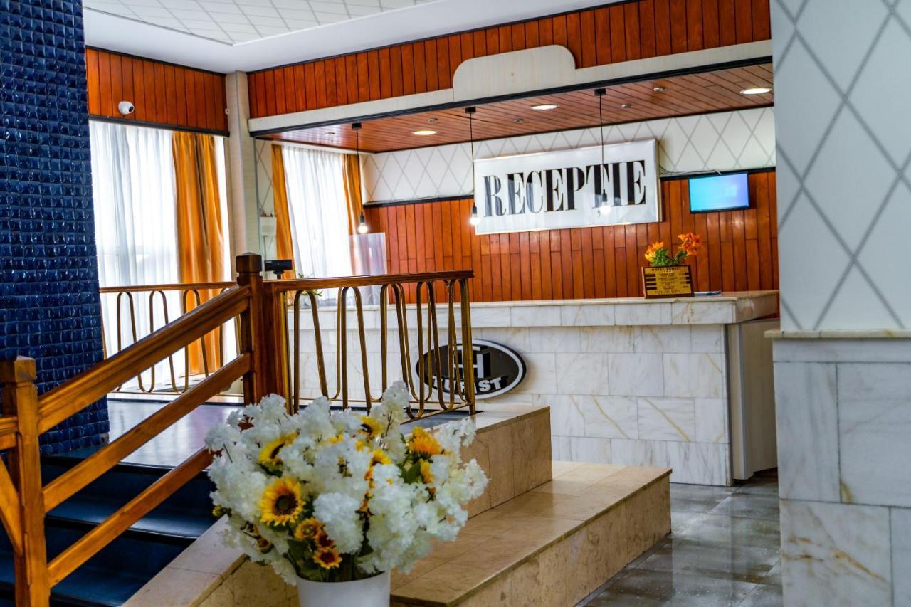 Hotel Turist Pucioasa Dış mekan fotoğraf