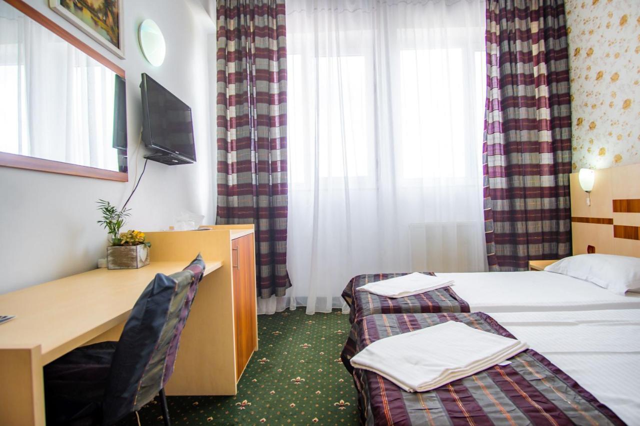 Hotel Turist Pucioasa Dış mekan fotoğraf