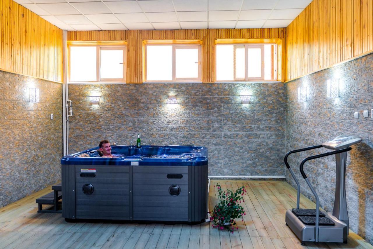 Hotel Turist Pucioasa Dış mekan fotoğraf