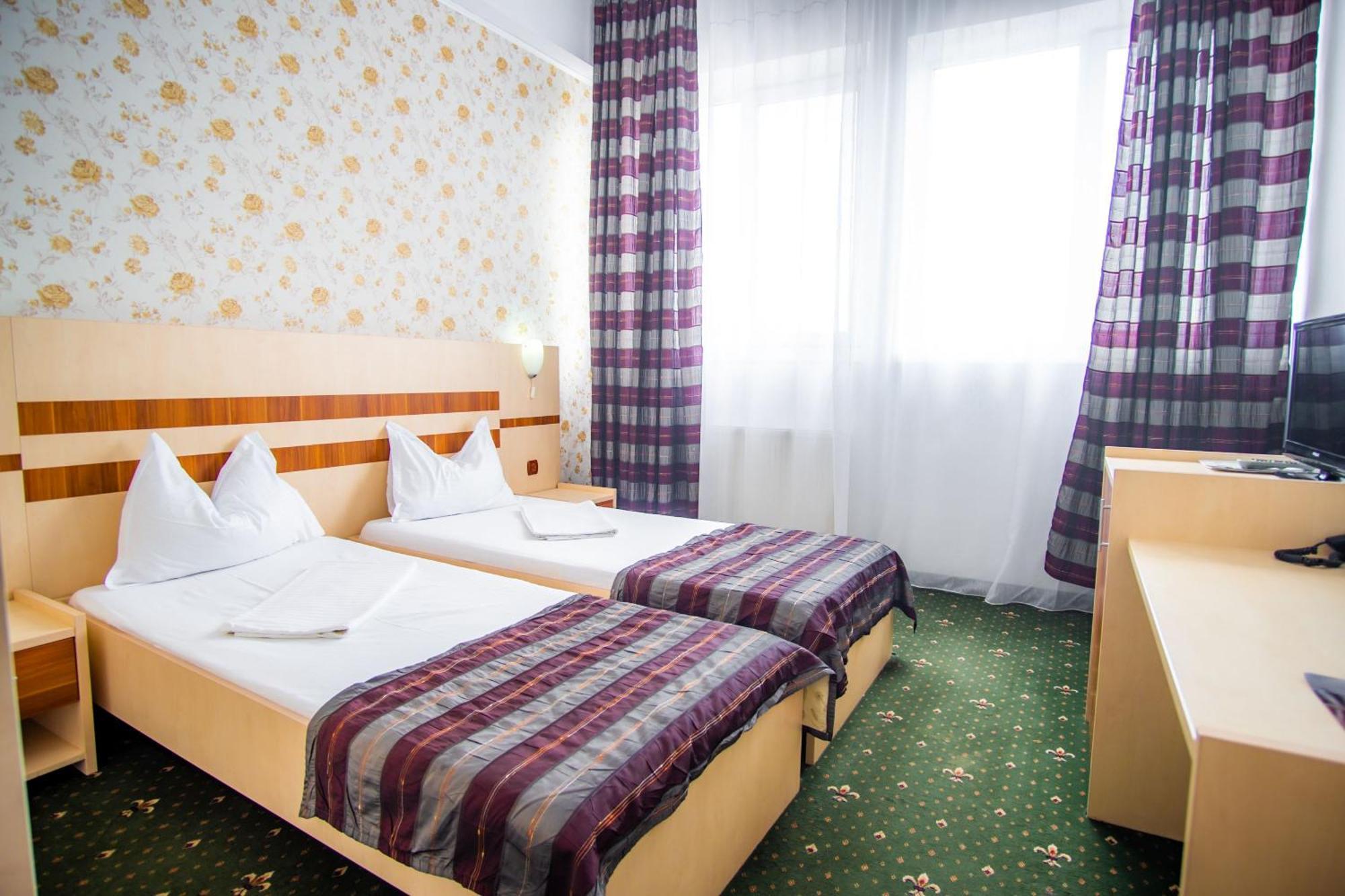 Hotel Turist Pucioasa Dış mekan fotoğraf